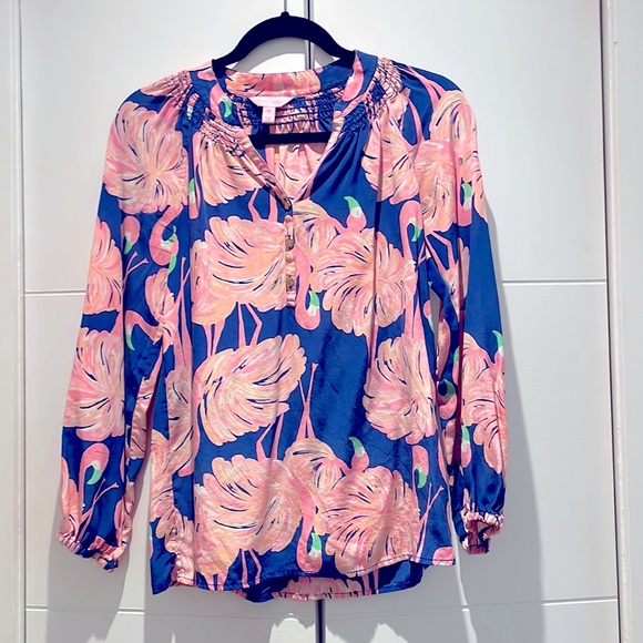 Lilly Pulitzer | Elsa Top | Gimme Some Leg Flamingo | 100% Silk | Sz XS - Picture 2 of 8